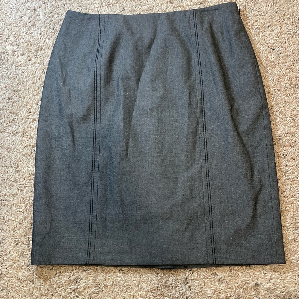 Pencil skirt. Size 6